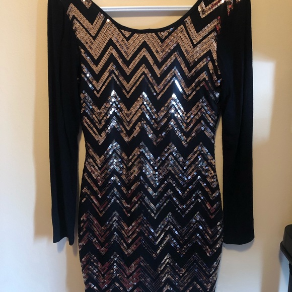 PEPPERMINT sequin dress - Picture 3 of 4